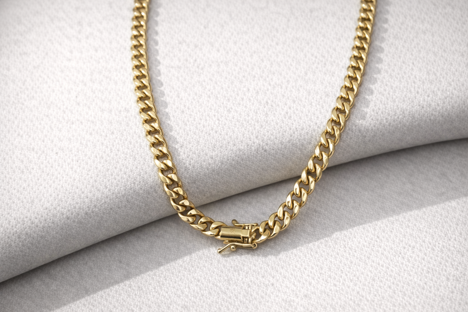 10K Gold Hollow Cuban Link Chain