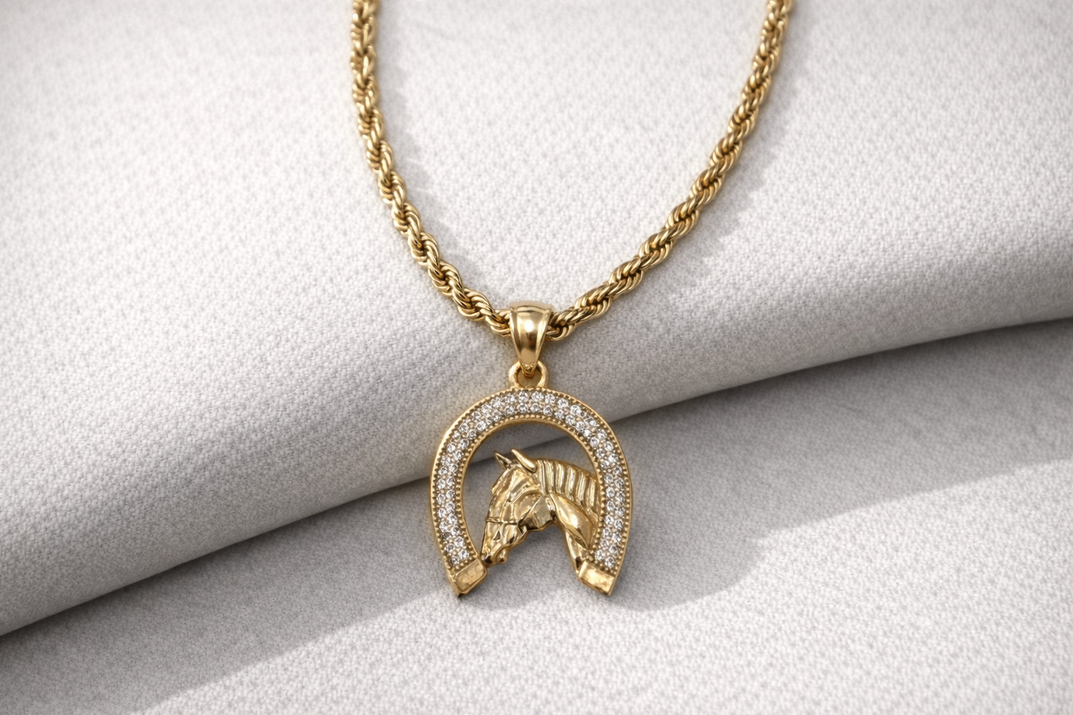 10K Gold Hollow Rope Chain Set with Horse Pendant