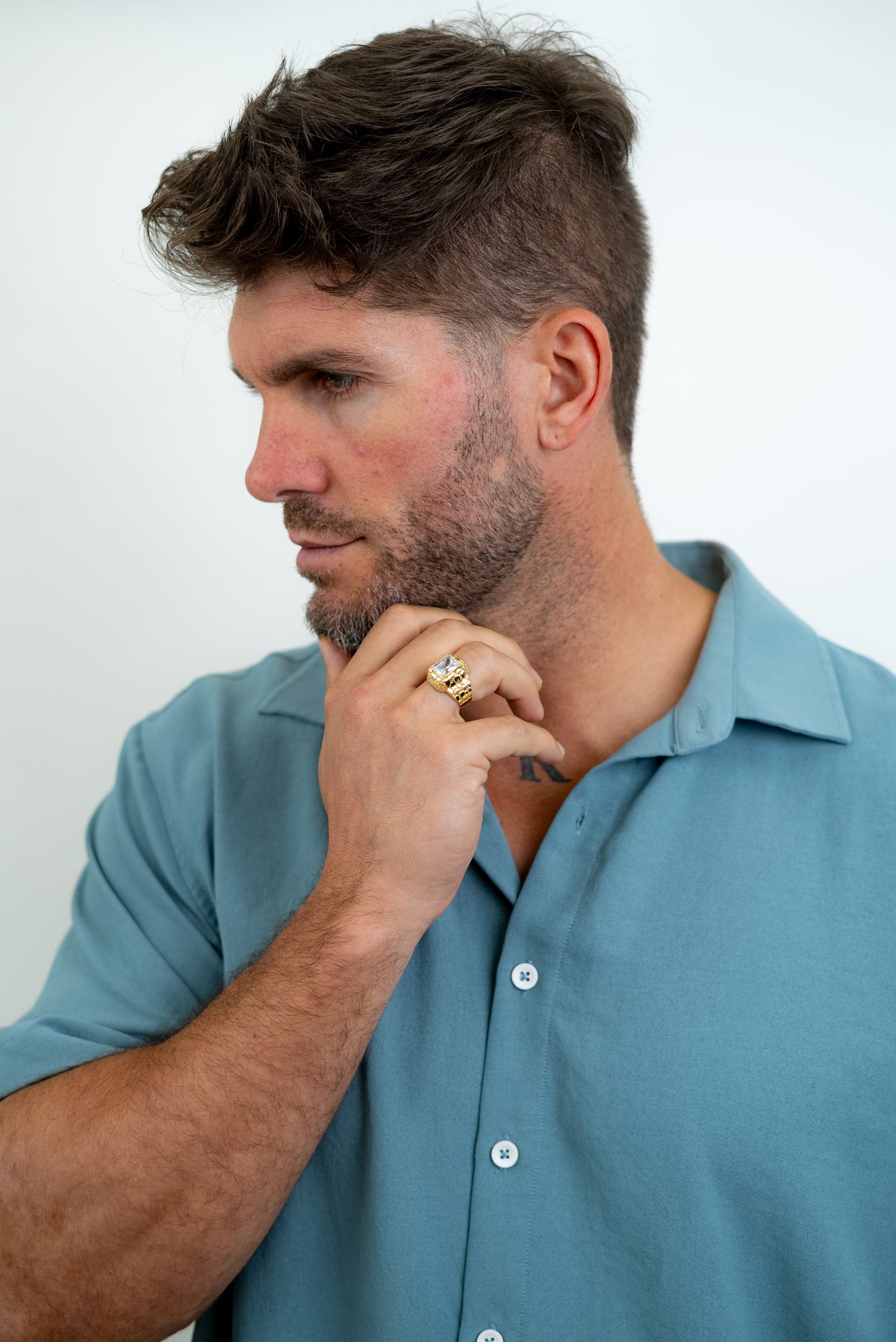 MEN'S RING - LIGHT WHITE STONE