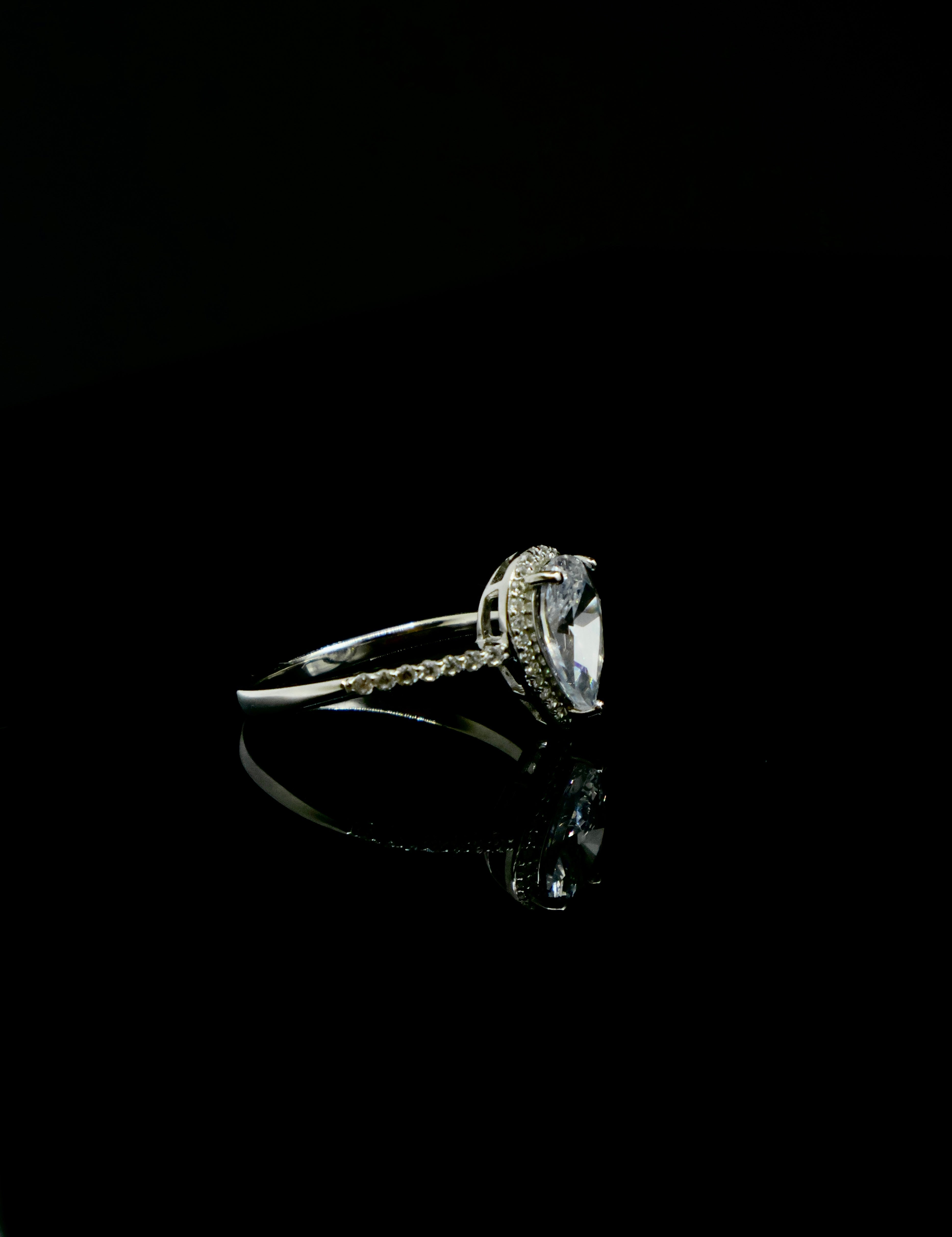 WOMEN'S - Anillo_PiedraGota Plata 925