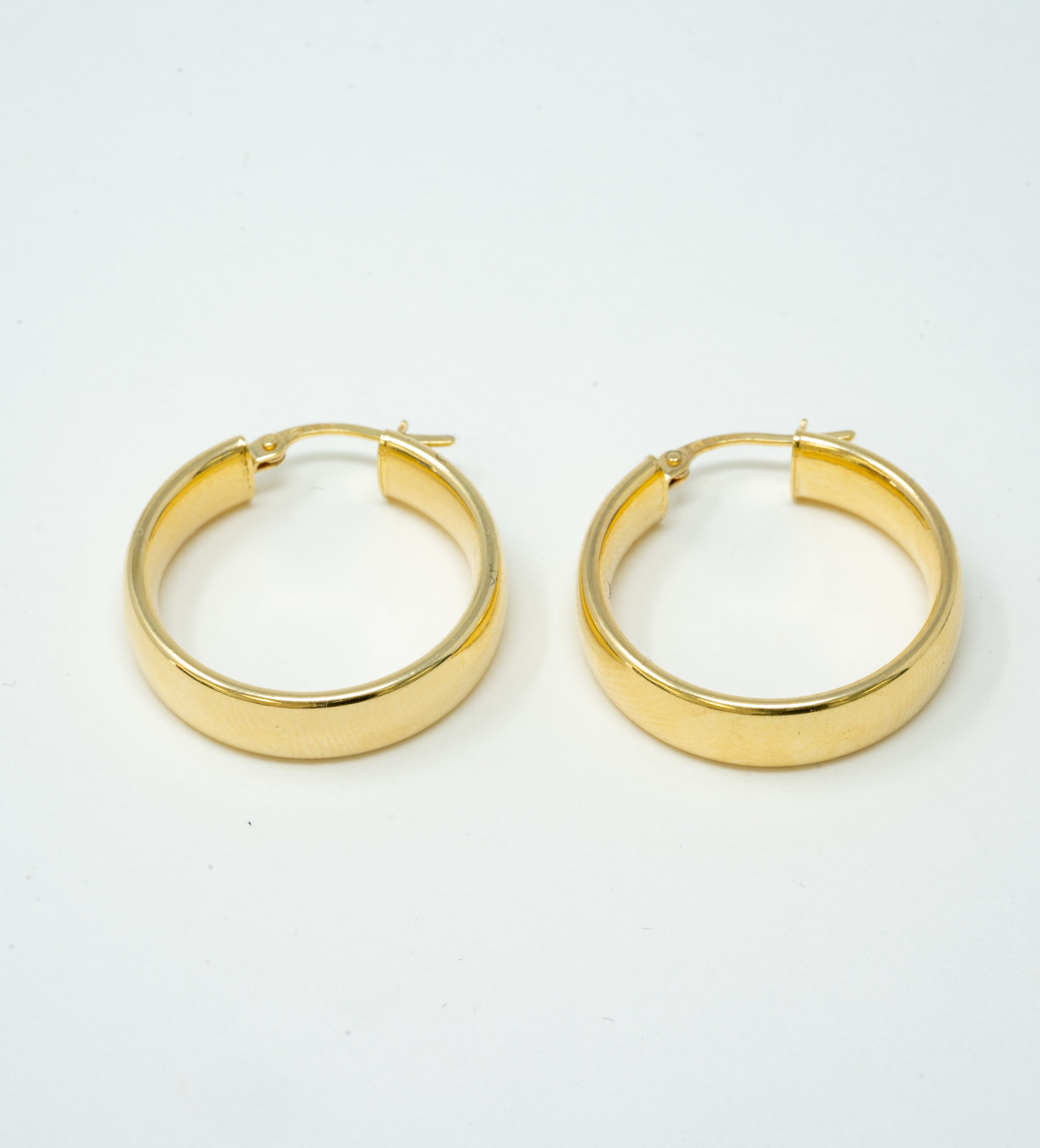 Large plane hoops
