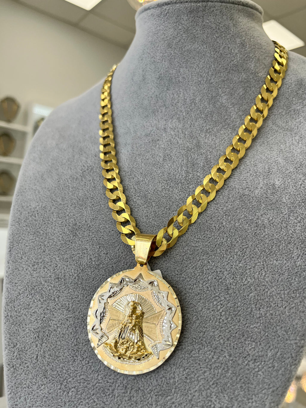 SET ORO 10K CADENA CORTE ESPEJO + MEDALLA DE LA VIRGEN / 10K GOLD SET CURB LINK CHAIN + VIRGIN PENDENT